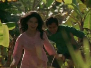 Слуги подсматривают как хозяева занимаются любовью