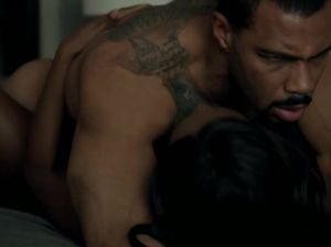 Чернокожая парочка развлекаются с утречка