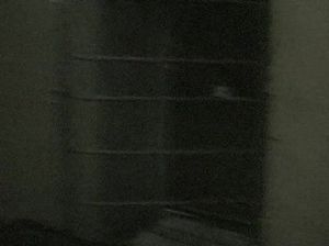 Лесбиянка целует и раздевает свою подружку в тюрьме