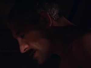 Фашист трахает пленную в концлагере