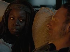 Рик наконец то трахнул негритоску Мишон