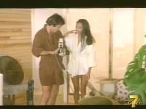 Мужчина снимает на видео секс с горячей мулаткой