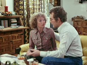 Преподаватель лишает девственности свою ученицу