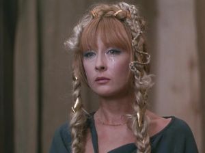 Голая Лариса Удовиченко подставляет своего босса