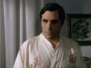 Дядя занимается сексом со своей 18-летней племянницей