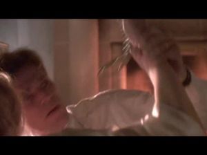 Голая Мадонна мастурбирует и соблазняет Уиллема Дефо