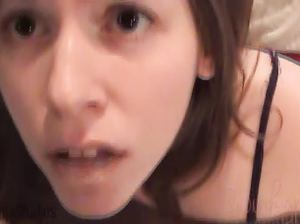 Частное видео: брат трахнул свою сводную сестру