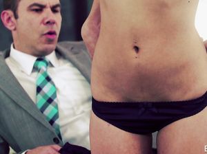 Богатый мужик испробовал бондаж на незнакомке