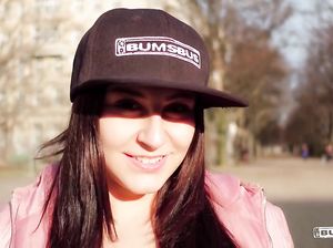 Немец показывает как развести девушку на секс при первой встрече