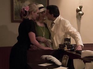 Порно пародия на фильм Бонни и Клайд: ЖМЖ с жарким сексом