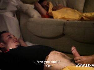 Молодчик выебал грудастую мамашу друга