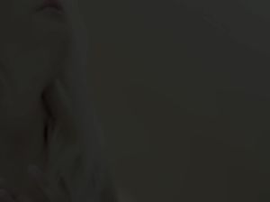 Соло страстной молодой девушки с крутым окончанием